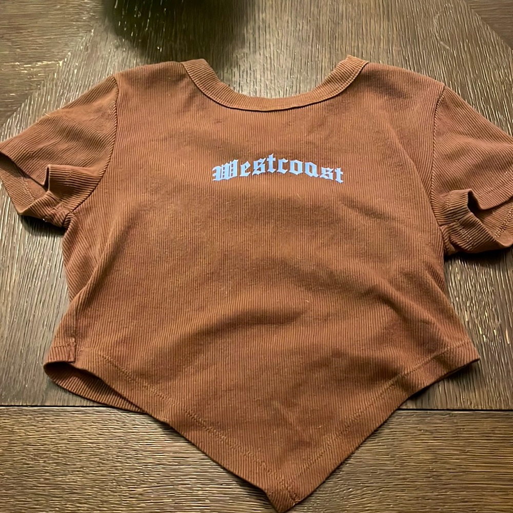 FOREVER 21 CROPPED TEE